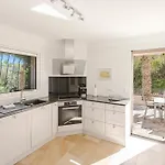 Charming In With Sea View And Swimming Pool * Les Issambres
