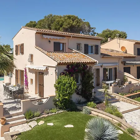 Charming In With Sea View And Swimming Pool * Les Issambres