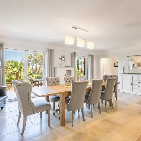 Charming In With Sea View And Swimming Pool * Les Issambres