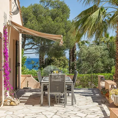 Villa Charming In With Sea View And Swimming Pool Les Issambres